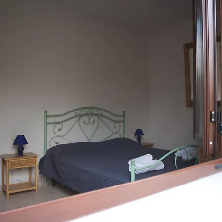 Guest house & La -