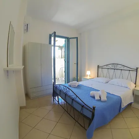 Guest house & La -